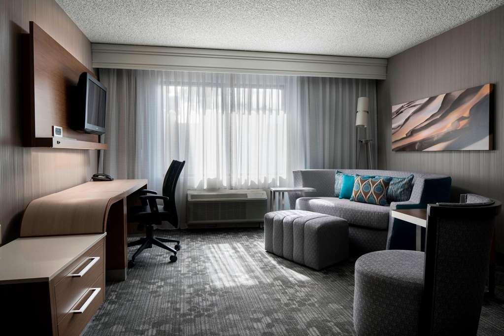 Sonesta Select Tempe Downtown Hotel Room photo